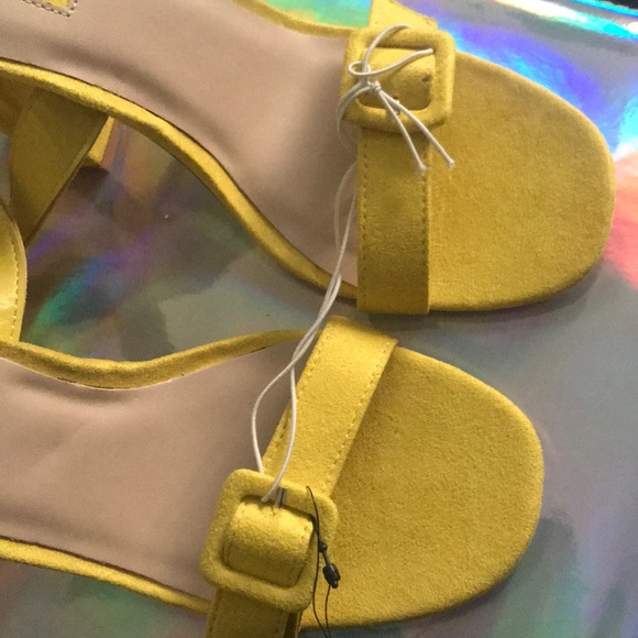 FOREVER 21 Faux Suede Block Heels - Picture 6 of 6